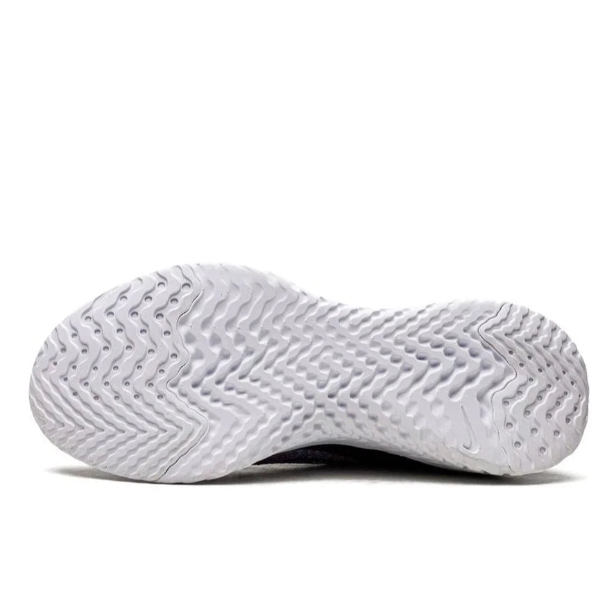 Epic Phantom React 'FlyKnit' Black University Red W